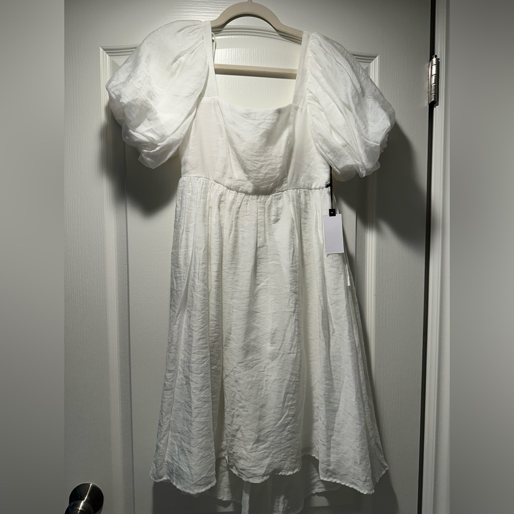 ASTR THE LABEL-White Puff Sleeve Dress
